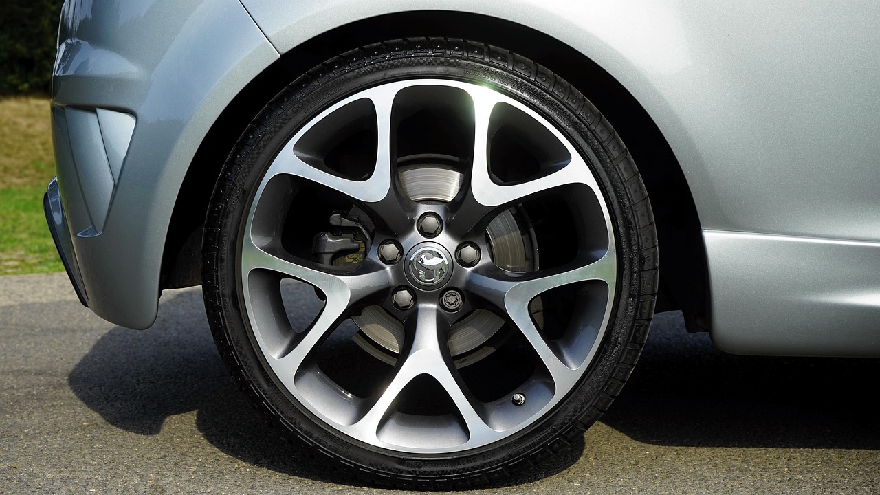 石家庄汽车轮胎报价!石家庄轮胎批发地址电话? 石家庄汽车轮胎报价!石家庄轮胎批发地址电话?