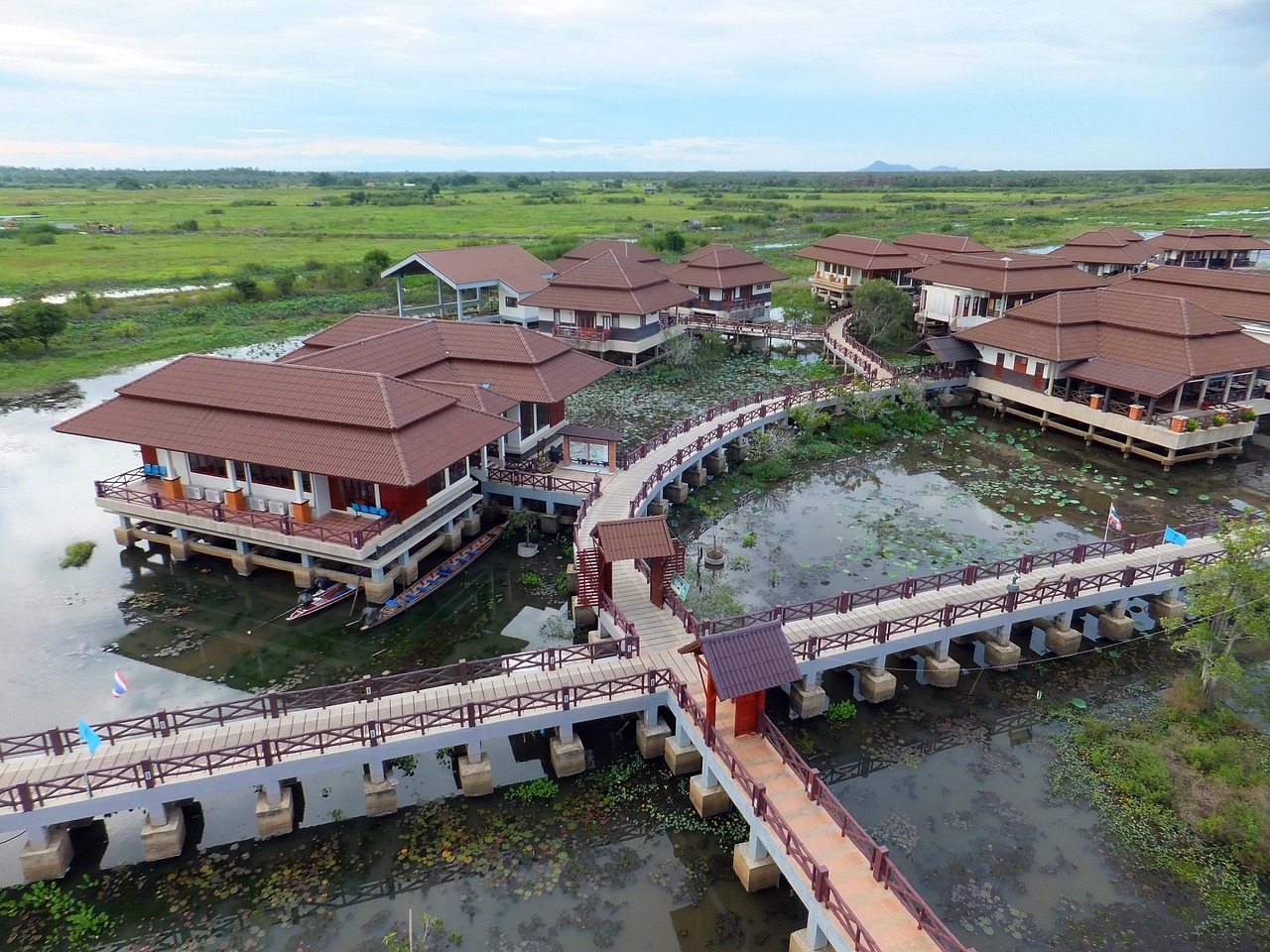 西昌邛海附近哪个酒店比较好,西昌邛海附近住宿推荐 西昌邛海附近哪个酒店比较好,西昌邛海附近住宿推荐