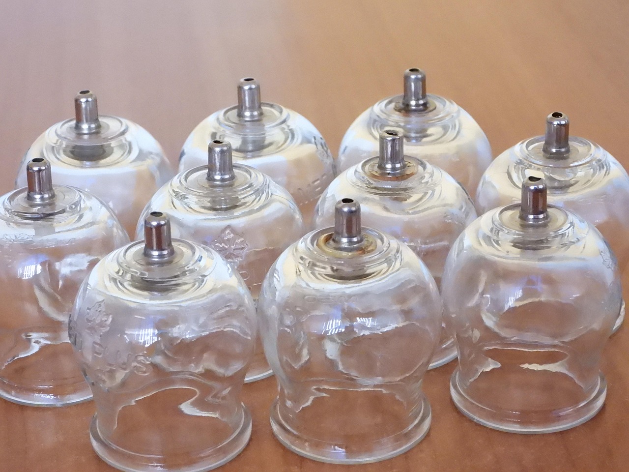 用红酒泡大蒜能治咽炎吗!大蒜加红酒 用红酒泡大蒜能治咽炎吗!大蒜加红酒