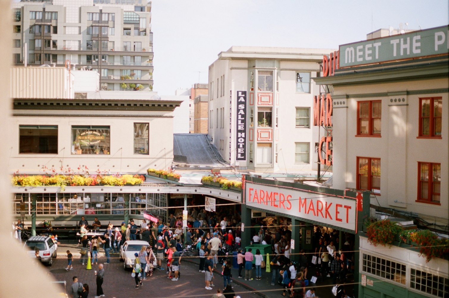 西安城南建材市场照片墙?西安城南建材家居城会拆吗?