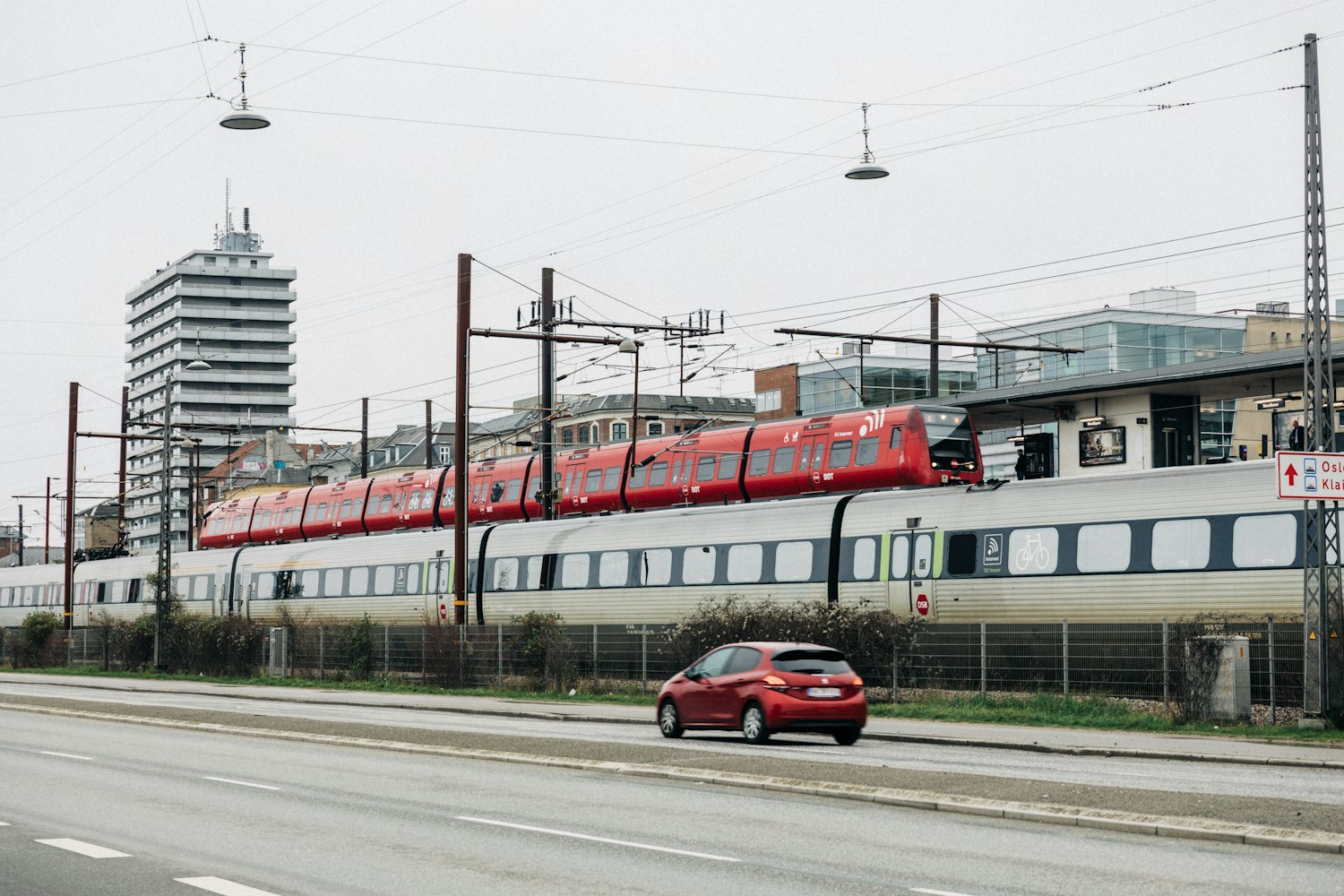 共享汽车怎么放音乐,共享汽车怎么放音乐教程