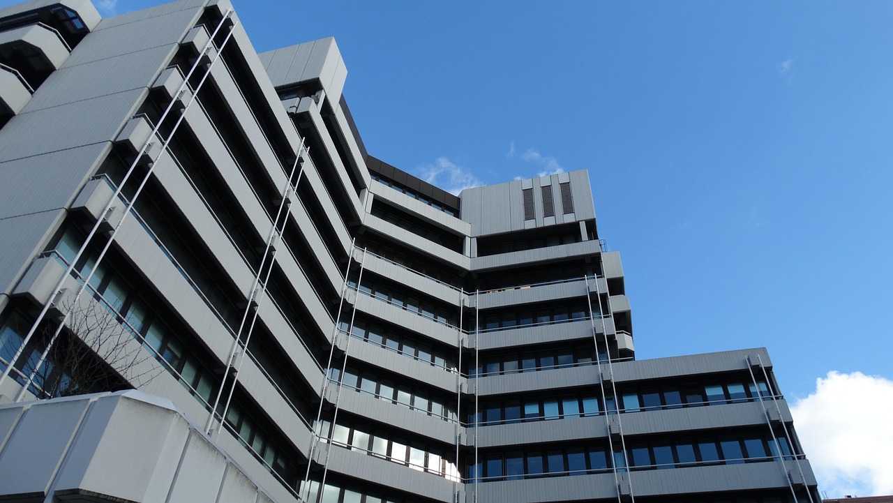 香港专业房产律师公司,保障您在房地产交易中的权益与安全 香港专业房产律师公司,保障您在房地产交易中的权益与安全