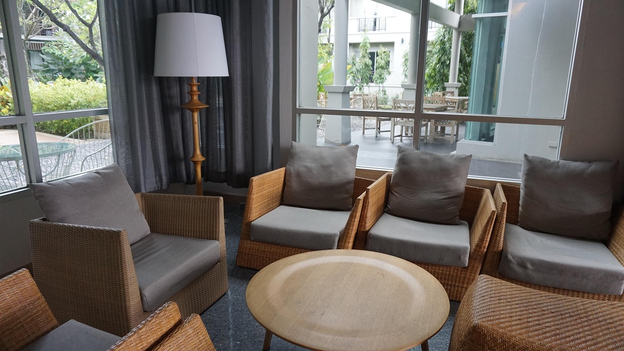 打造高效与舒适的办公新空间，公司会议室装修的艺术