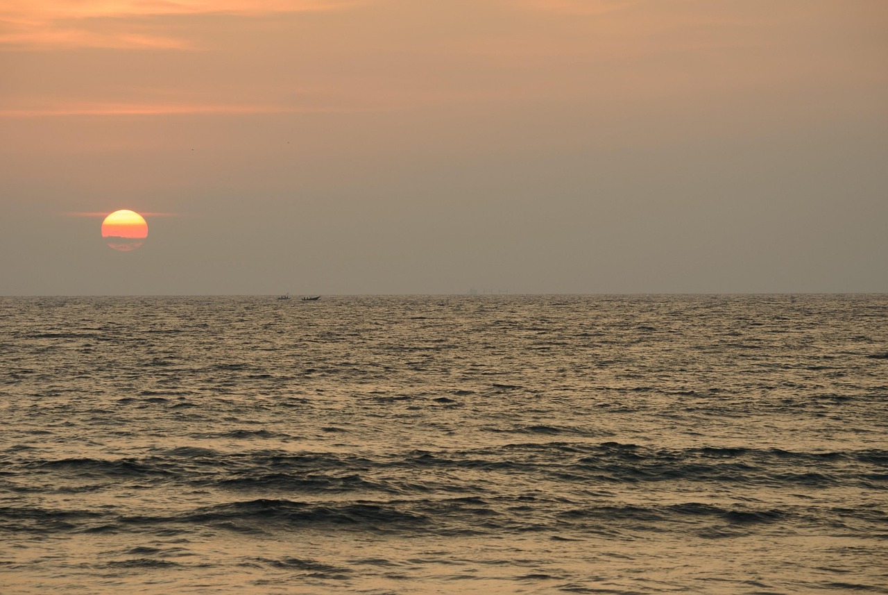 太阳连续两次爆发耀斑 或出现极光?太阳出现耀斑的原因 太阳连续两次爆发耀斑 或出现极光?太阳出现耀斑的原因