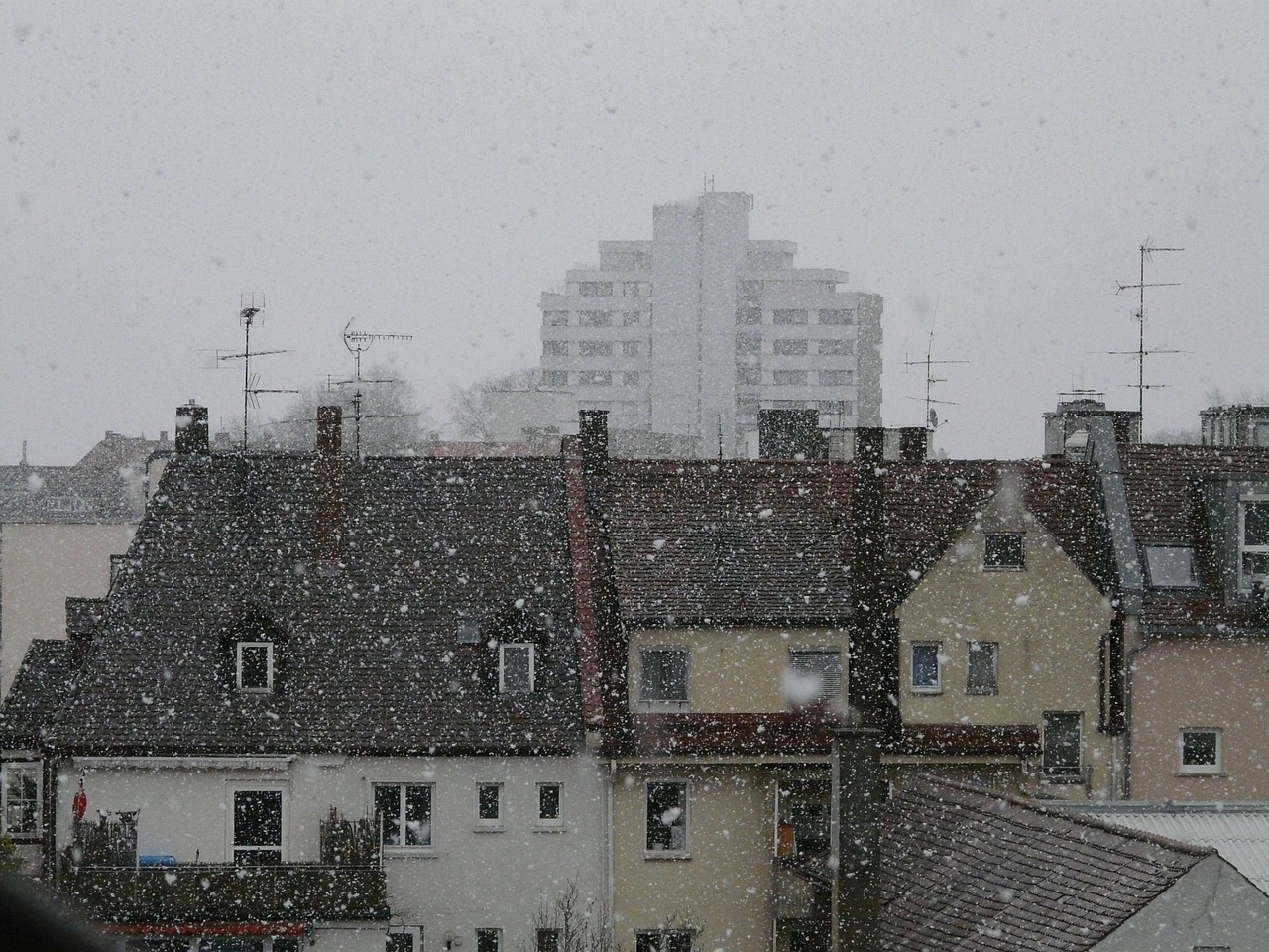郑州冬天温度一般多少/河南郑州冬天的天气温度是多少 郑州冬天温度一般多少/河南郑州冬天的天气温度是多少