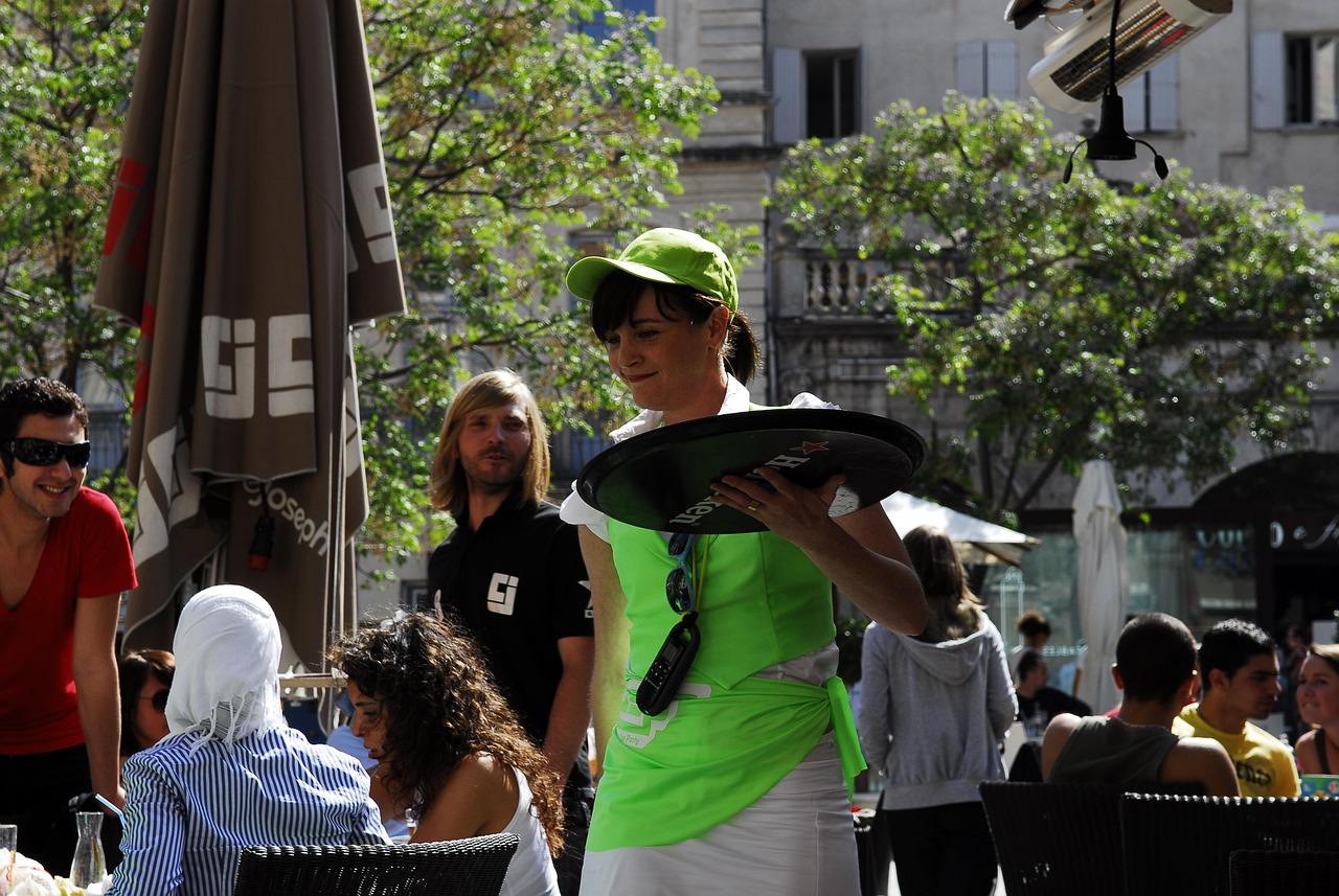 当地辟谣,饭店老板患艾滋病仍经营的误解与真相 当地辟谣,饭店老板患艾滋病仍经营的误解与真相