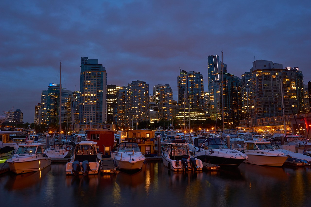 加拿大释放 [加拿大 释放 2名]