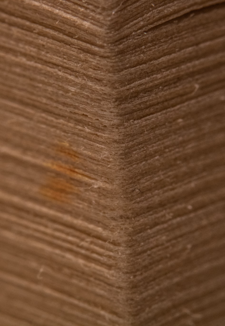 巧手DIY，用旧地毯自制汽车脚垫的环保之旅