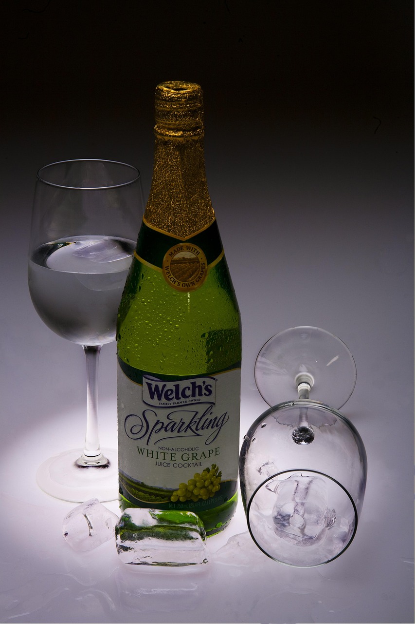 中国首批红酒品牌是哪一年?中国首批红酒品牌是哪一年开始的 中国首批红酒品牌是哪一年?中国首批红酒品牌是哪一年开始的