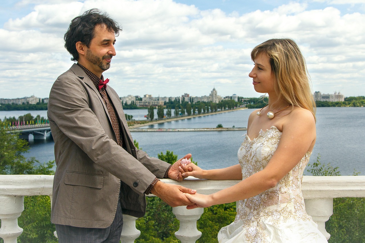 陈建斌想牵手蒋勤勤三次都没牵上/陈建斌与蒋勤勤感情 陈建斌想牵手蒋勤勤三次都没牵上/陈建斌与蒋勤勤感情