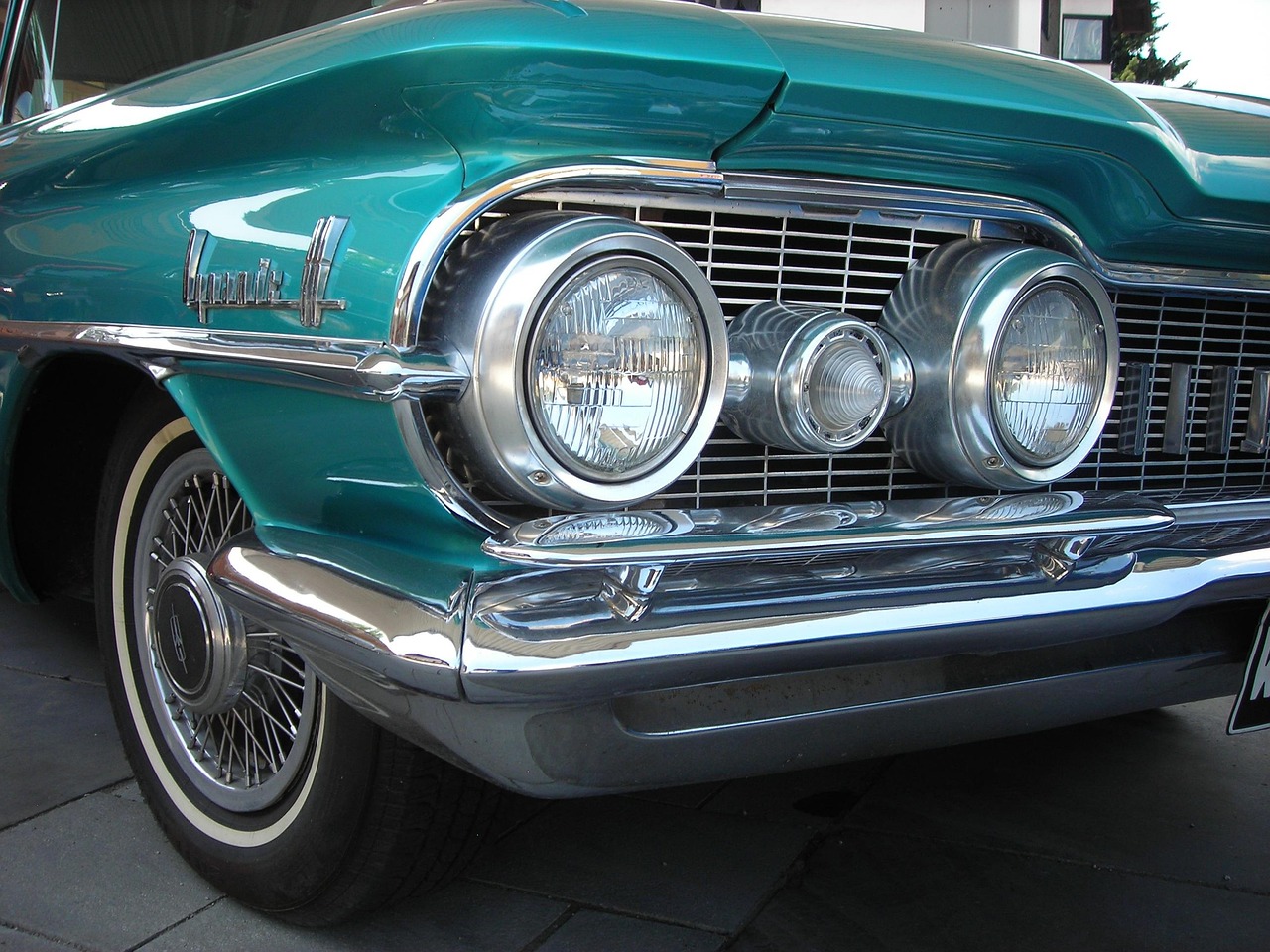 喷后保险杠多少钱 [喷后保险杠多少钱汽车一小块]